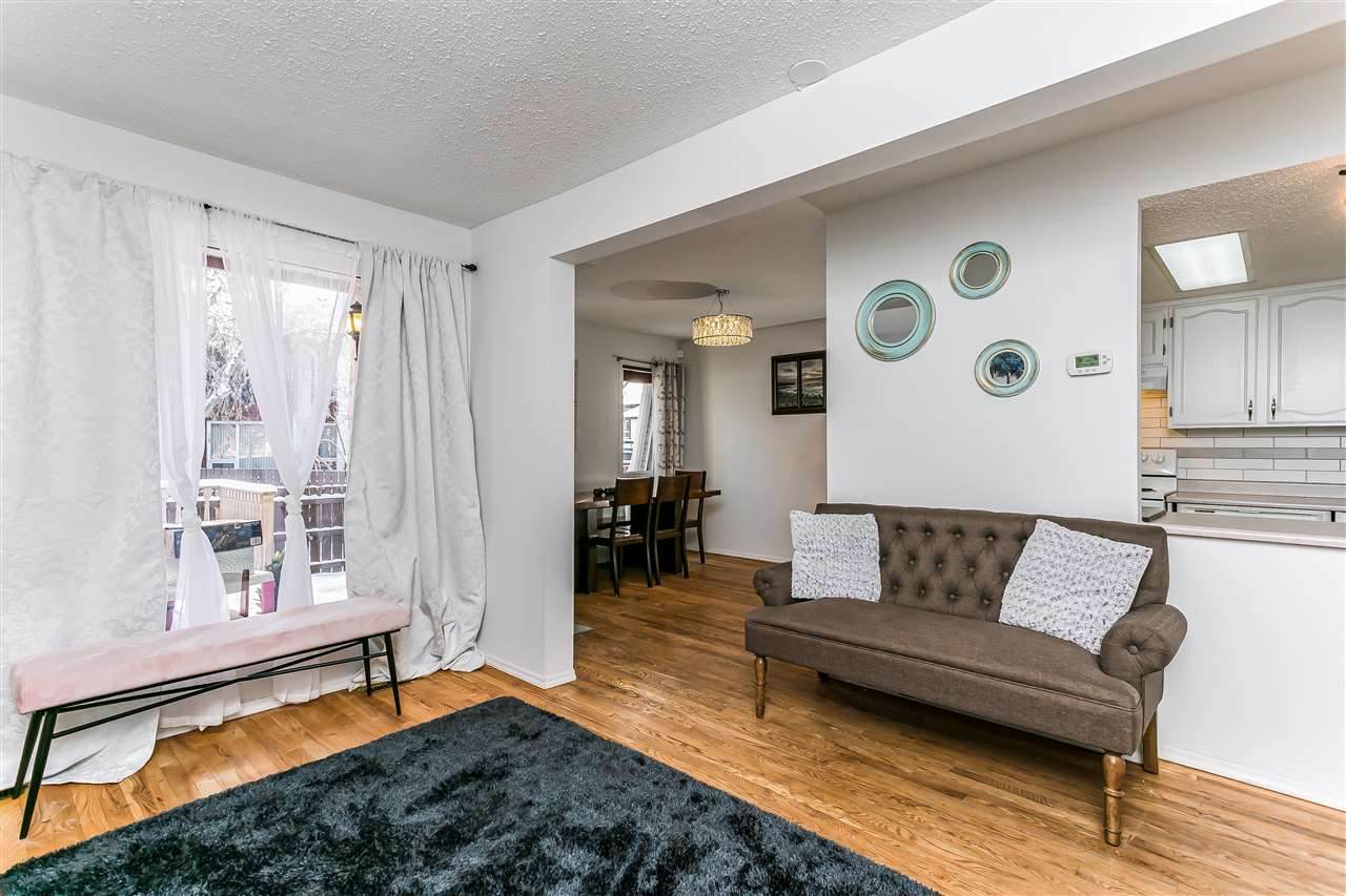 88 Lorelei Close - Photo 1