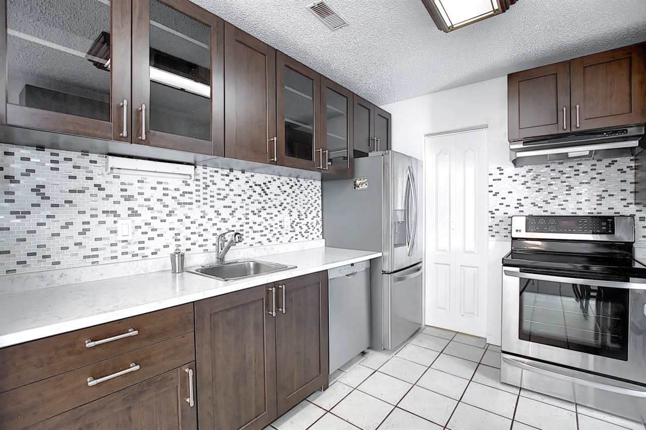 9305 172 Street - Photo 1