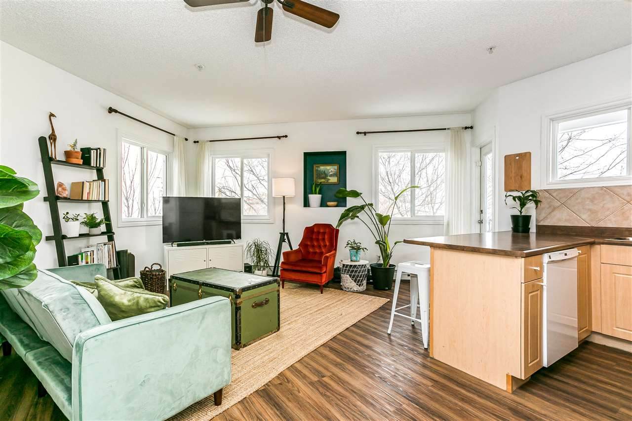302 10118 95 Street - Photo 1