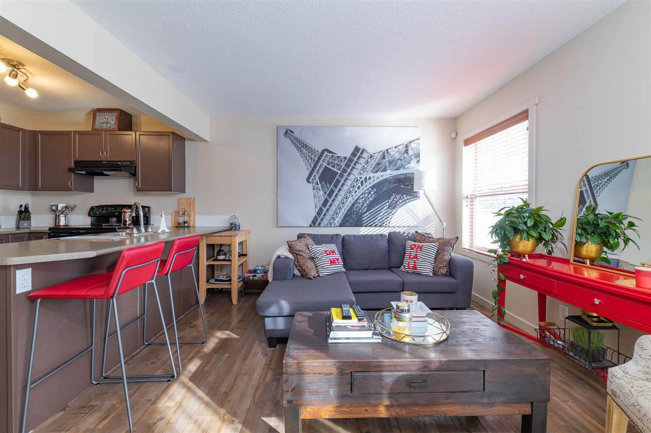 3 18004 89 Street - Photo 1