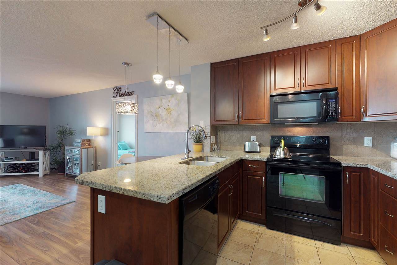 406 2204 44 Avenue - Photo 1