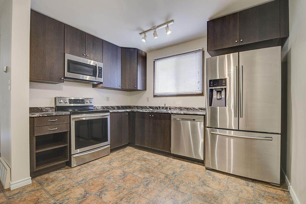 7243 180 Street - Photo 1