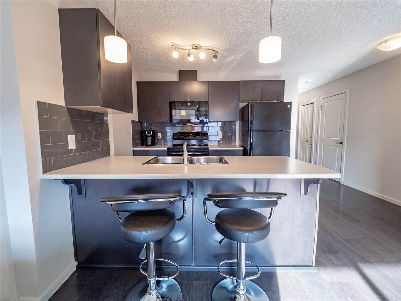 428 344 Windermere Road - Photo 1