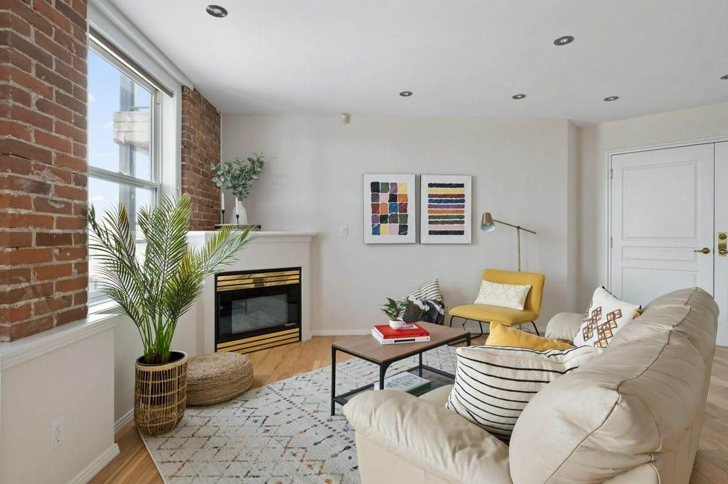 409 10728 82 Avenue - Photo 1