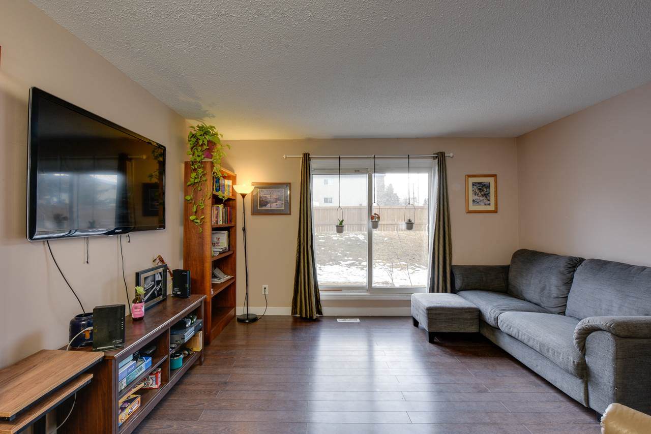 195 11421 34 Street - Photo 1