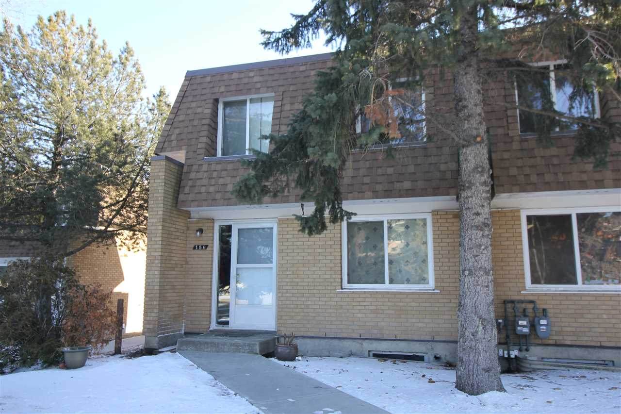 156 Londonderry Square - Photo 1