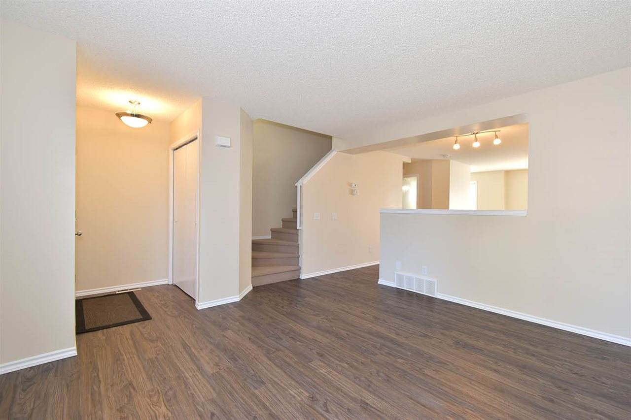 40 8304 11 Avenue - Photo 1