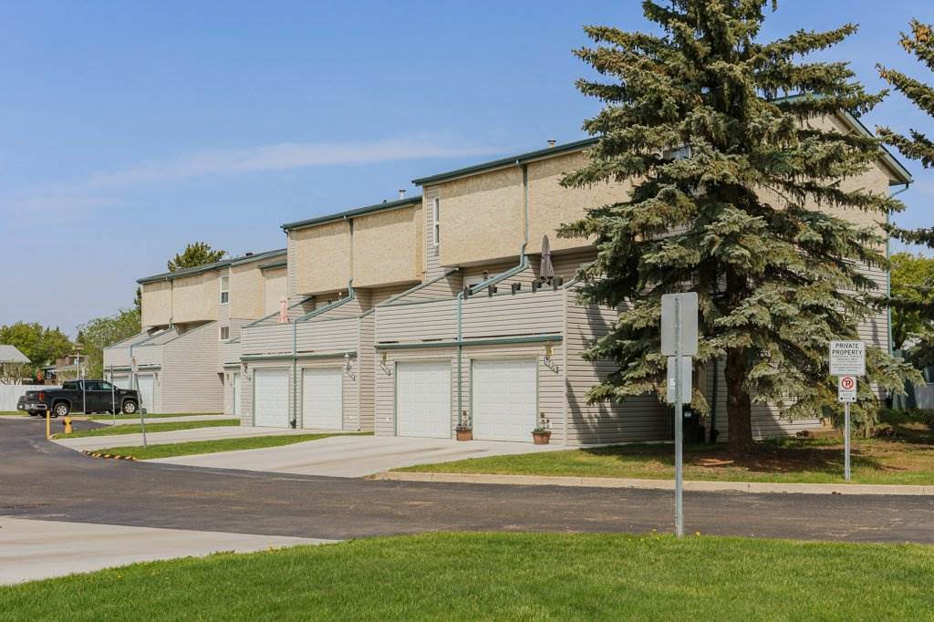 16934 109 Street - Photo 1