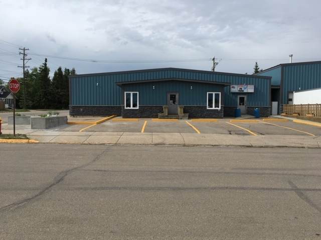 5036 51 Ave - Photo 1