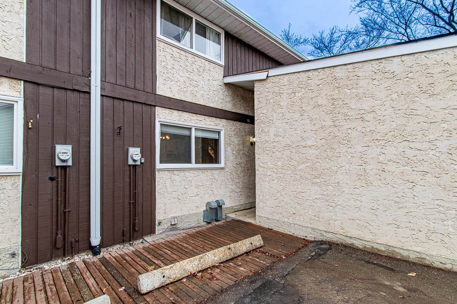 3261 132A Avenue - Photo 1