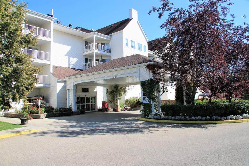 215 78 Mckenney Avenue - Photo 1
