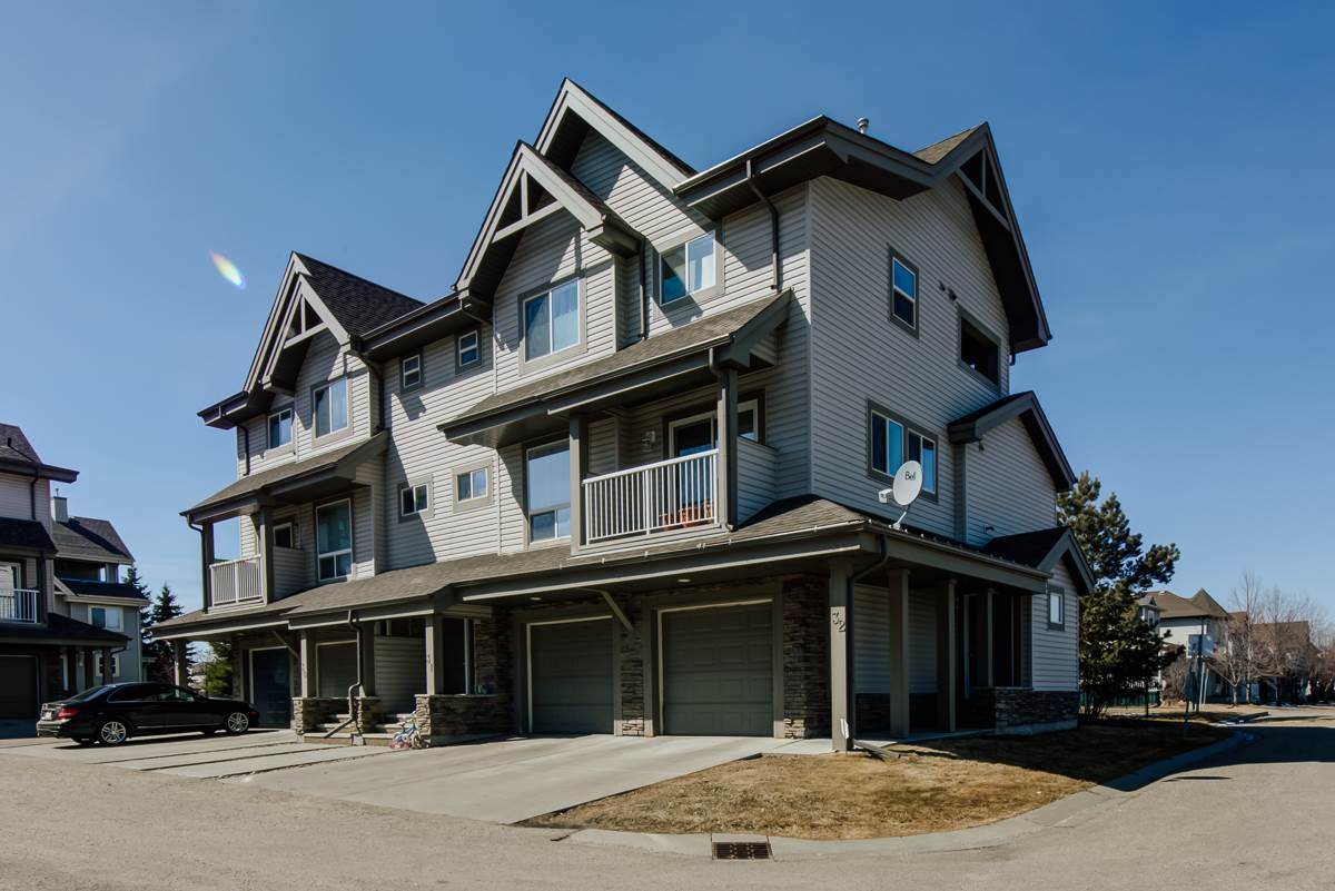 32 12050 17 Avenue - Photo 1