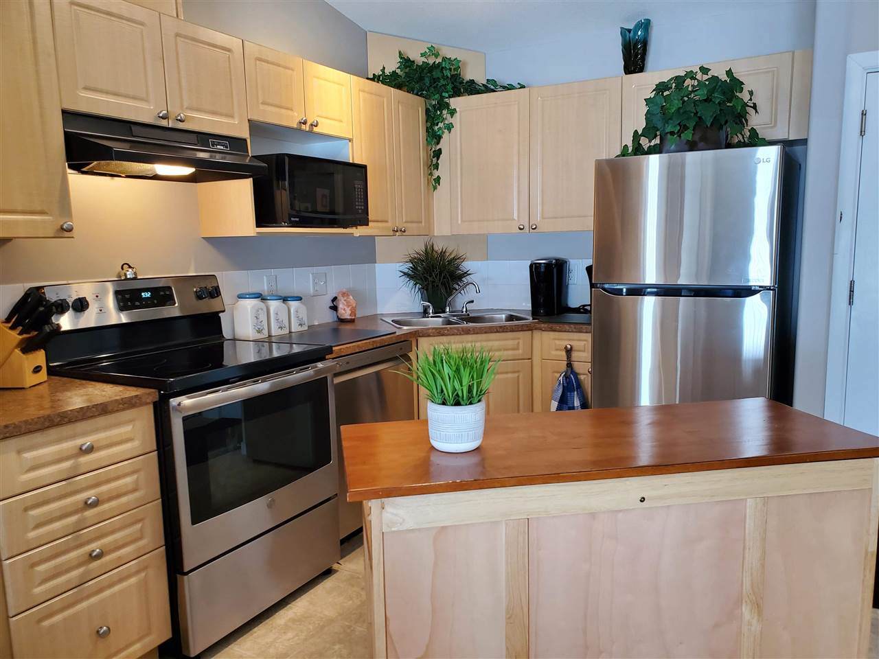 416 240 Spruce Ridge Road - Photo 1