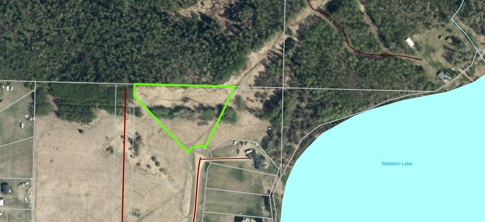 7 Bechthold Bay , Skeleton Lake - Photo 1