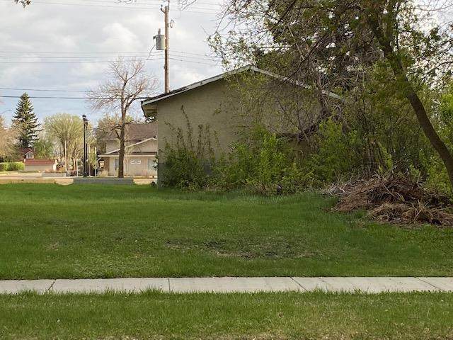 4709 51 Avenue - Photo 1