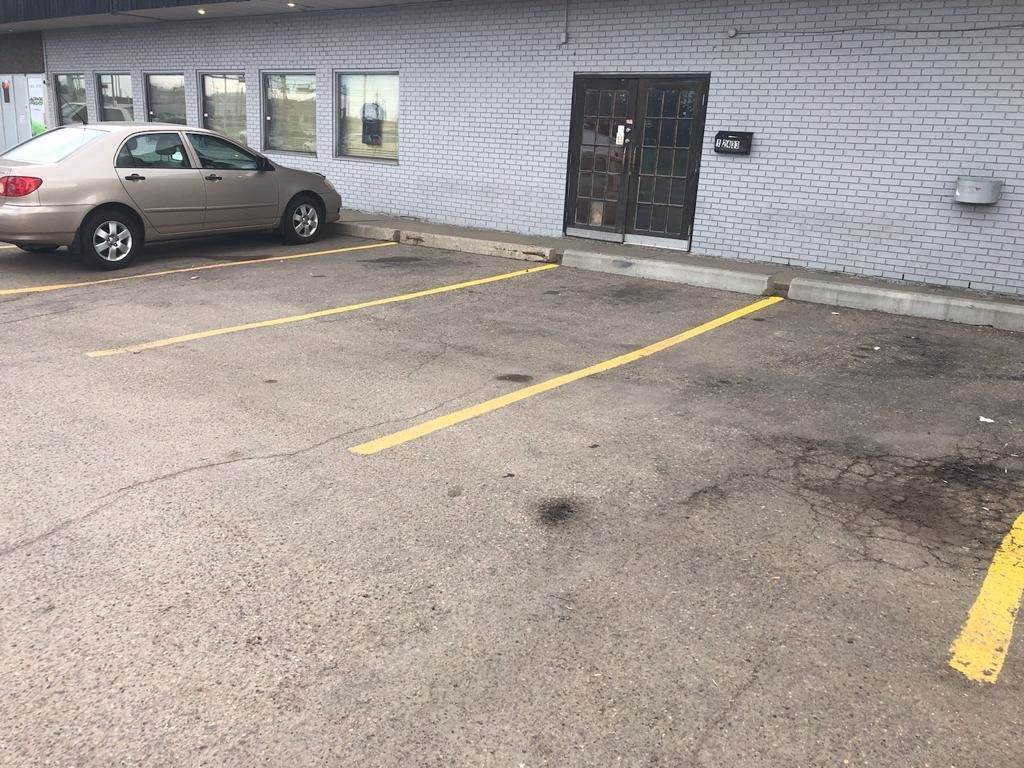 12433 97 ST - Photo 1