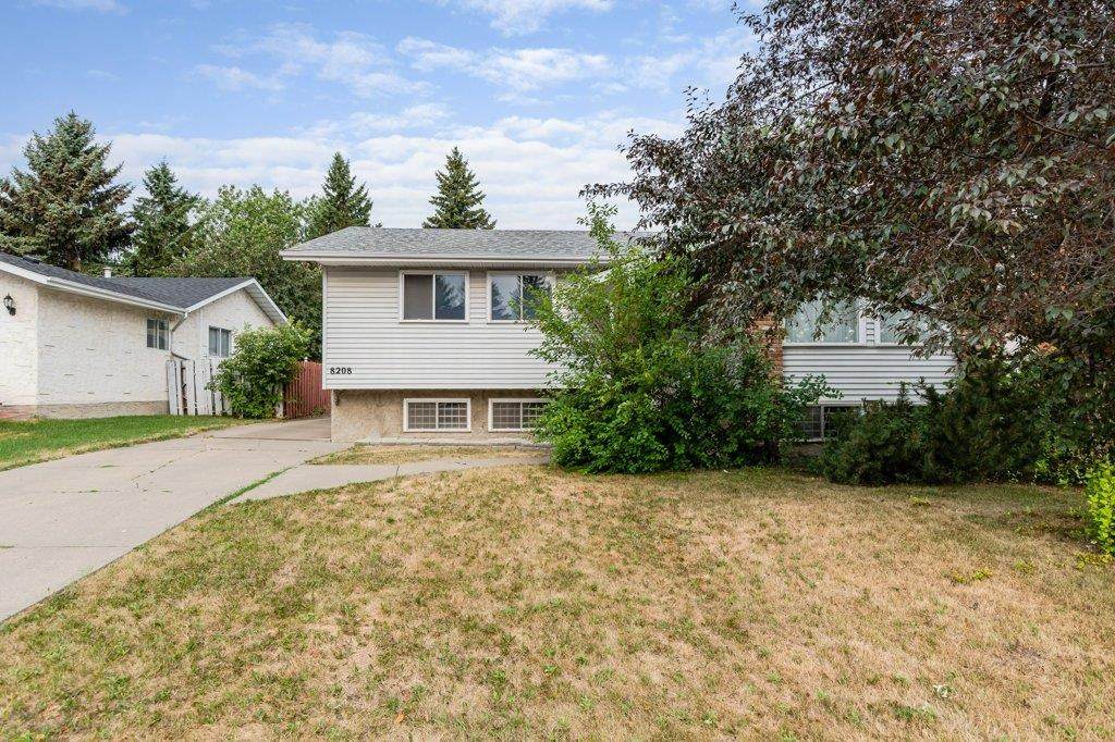 8208 181 Street - Photo 1