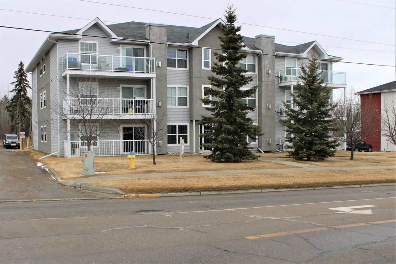 302 4104 50 Avenue - Photo 1