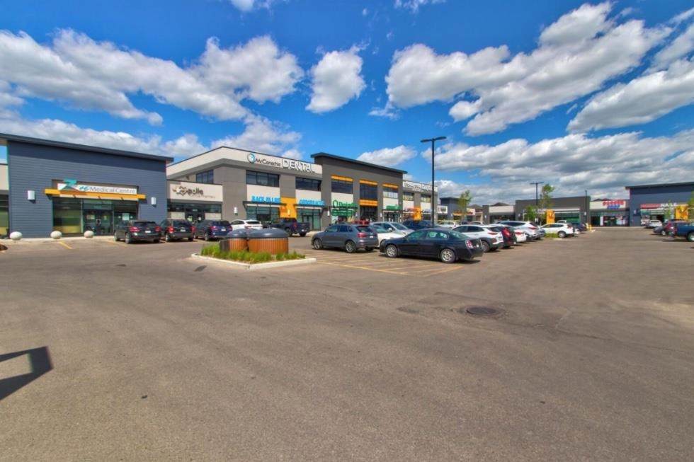 6554 170 Ave - Photo 1