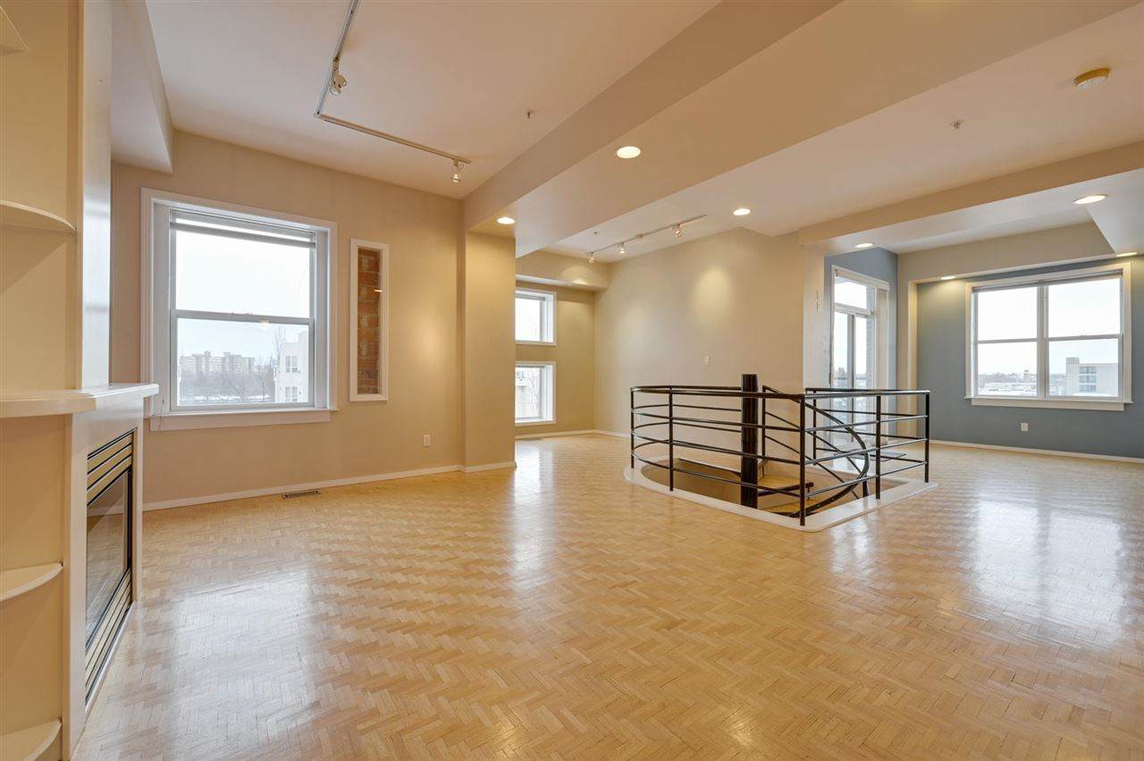 404 10728 82 Avenue - Photo 1