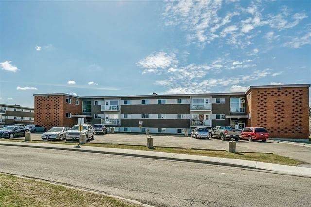 1 6205 98 Avenue - Photo 1
