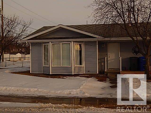 5125B Victoria Avenue - Photo 1