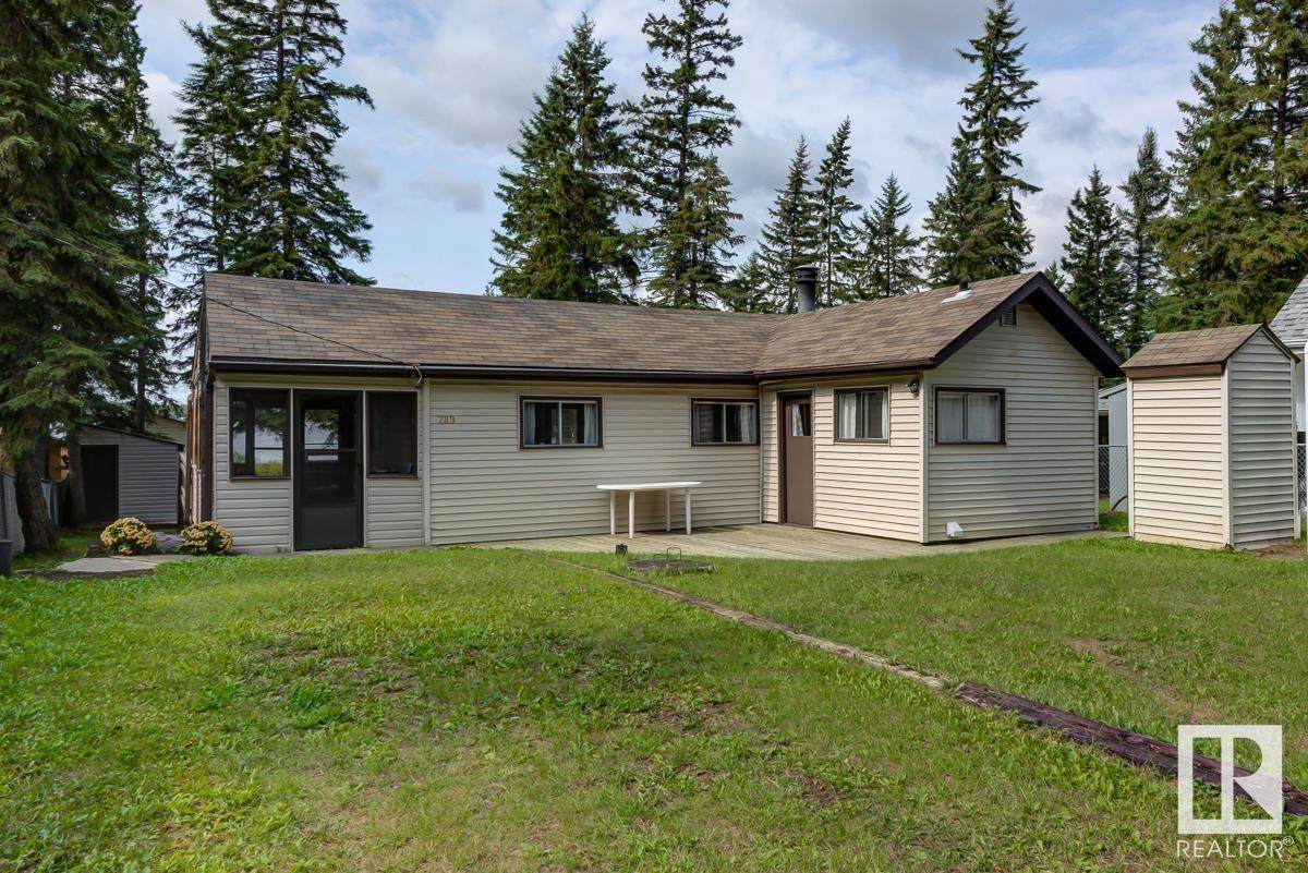 289 Lakeshore Drive - Photo 1