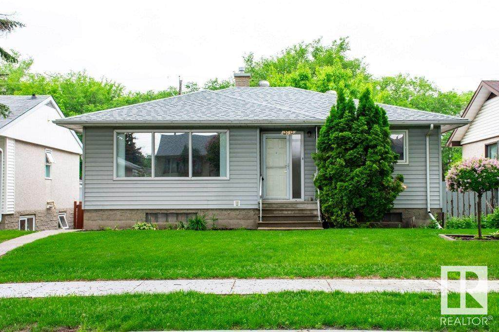 12032 51 Street - Photo 1