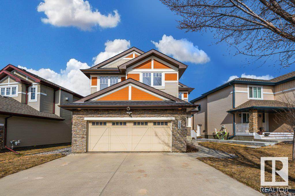 1036 Armitage Crescent - Photo 1