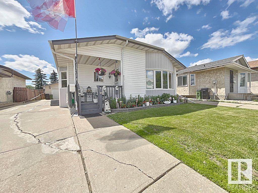 17134 96 Street - Photo 1
