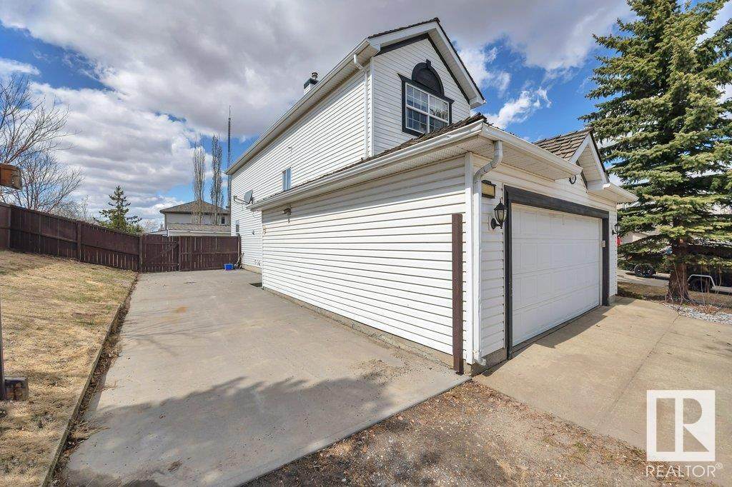 16 Newcastle Bay - Photo 1
