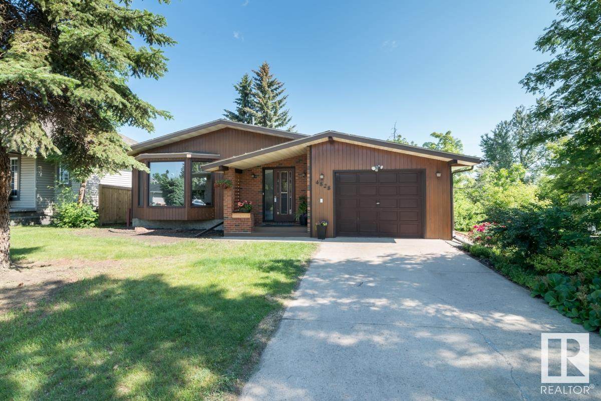 4828 55 Avenue - Photo 1