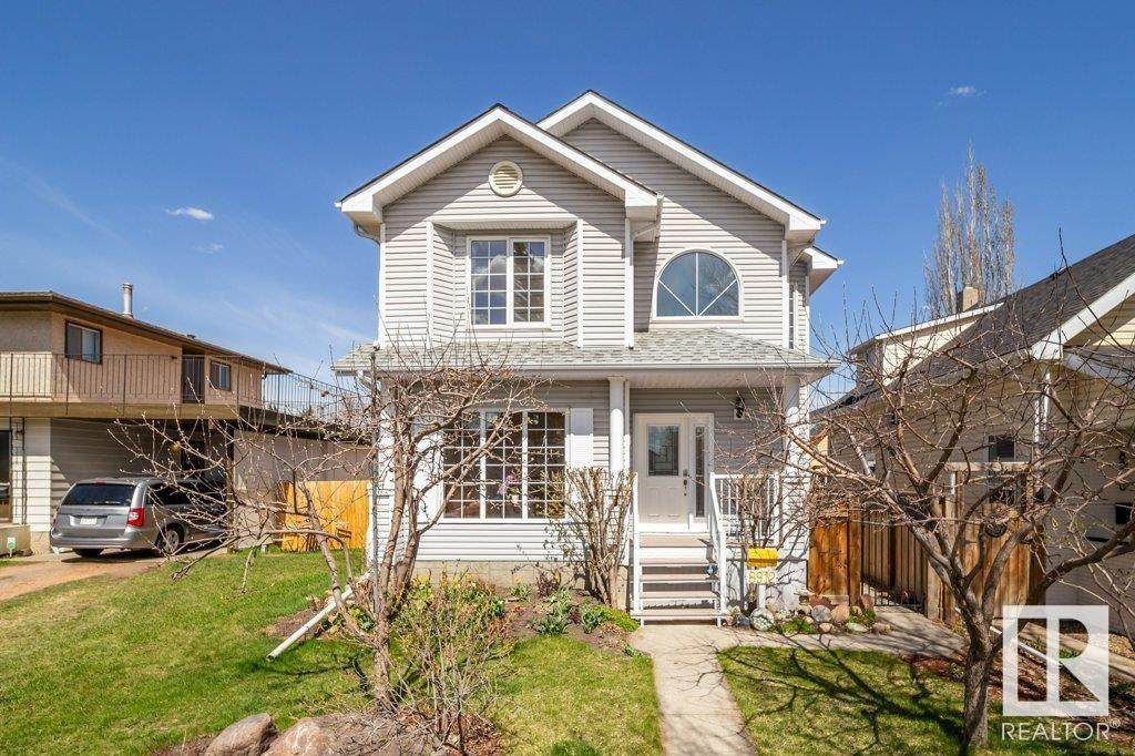 8912 77 Avenue - Photo 1