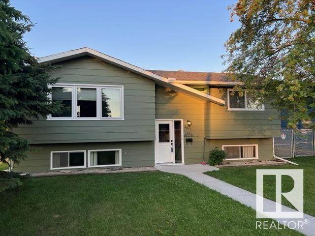 4011 53A Street - Photo 1