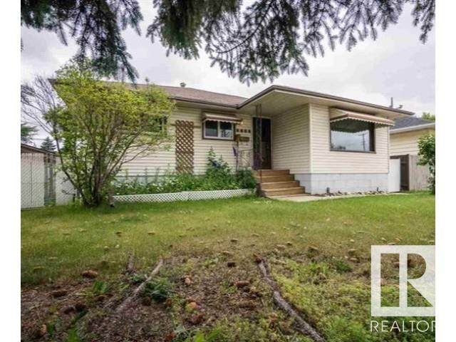 9808 63 Avenue - Photo 1