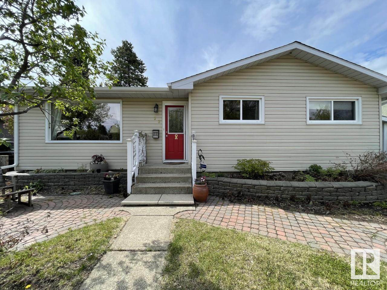 33 Gainsborough Avenue - Photo 1