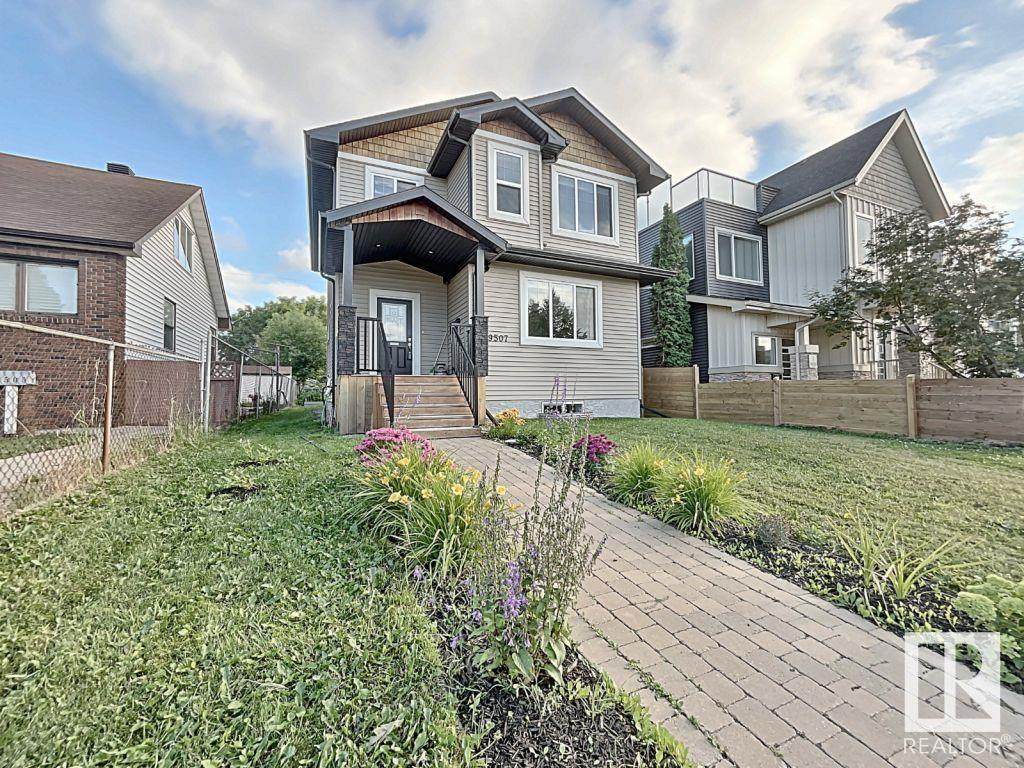 9507 76 Avenue - Photo 1