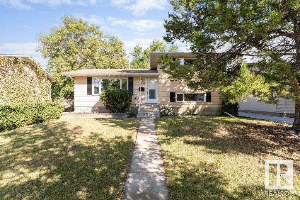16544 78 Avenue - Photo 1