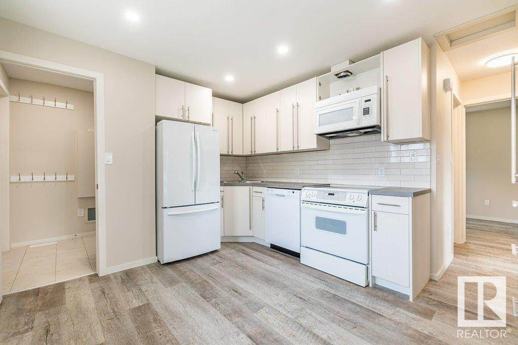 4602 53 Avenue - Photo 1