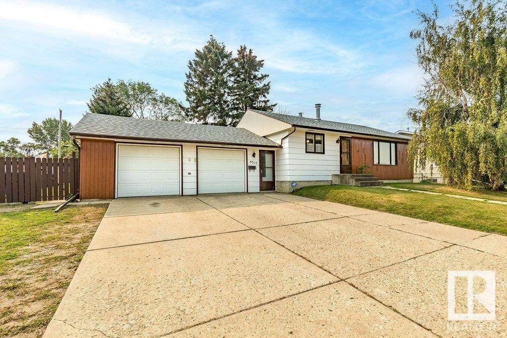 4517 56 Avenue - Photo 1