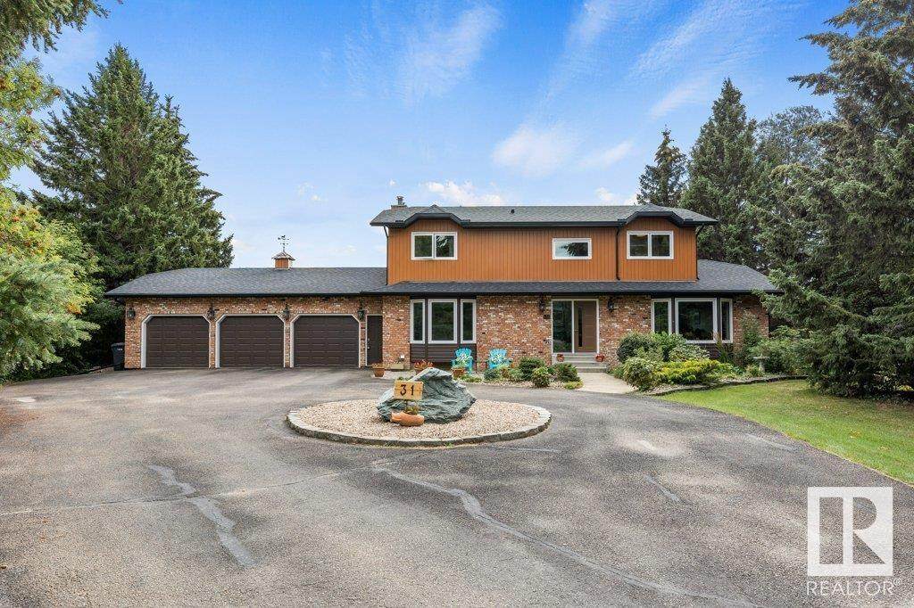 31 Manor View Crescent - Photo 1
