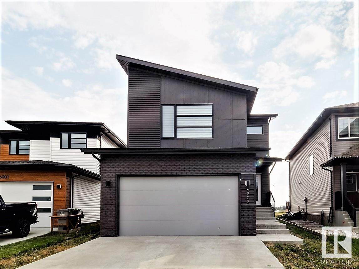 6203 47 Avenue - Photo 1