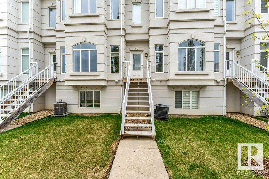 723 172 Street - Photo 1