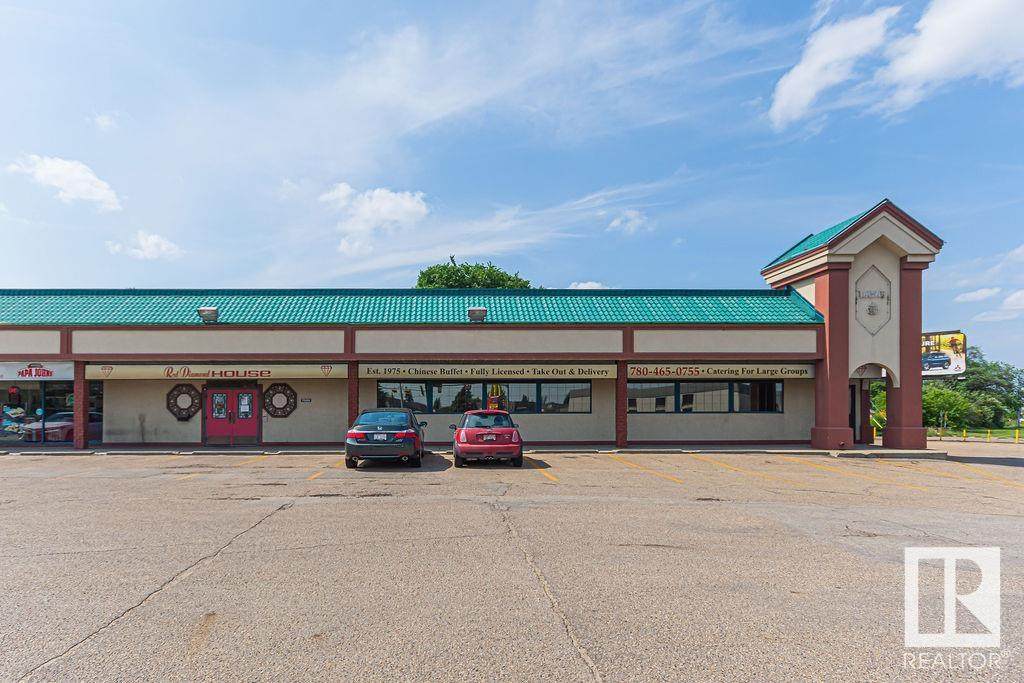 7500 82 Avenue - Photo 1