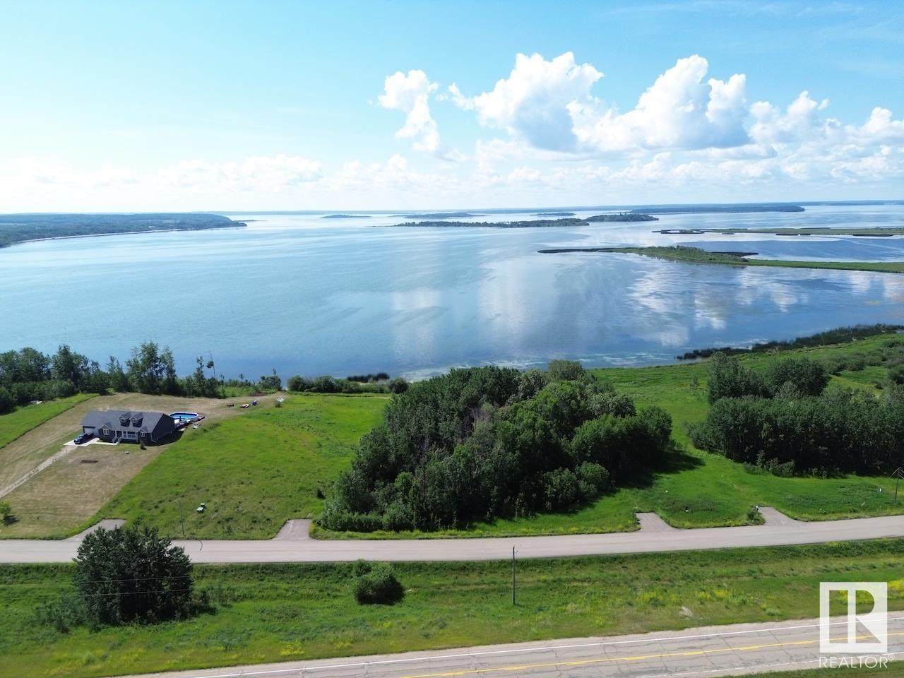 https://bt-photos.global.ssl.fastly.net/alberta/orig_boomver_1_E4446398-2.jpg