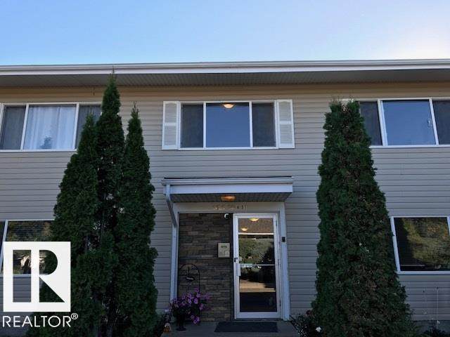 #8 4625 50A Street - Photo 1