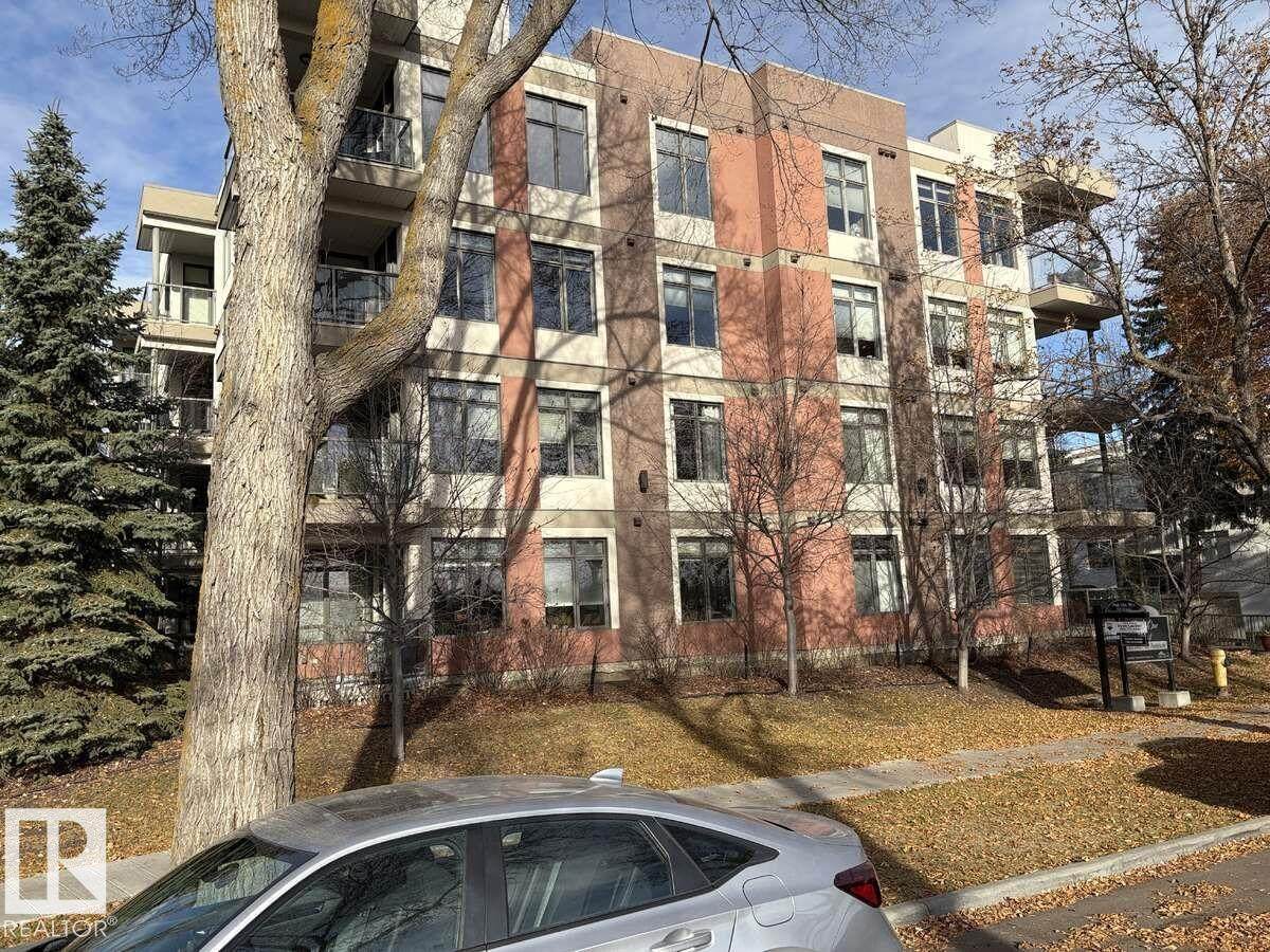 11140 68 Avenue - Photo 1