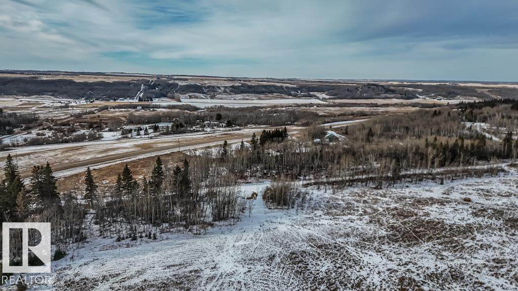 https://bt-photos.global.ssl.fastly.net/alberta/1280_boomver_1_E4465755-2.jpg