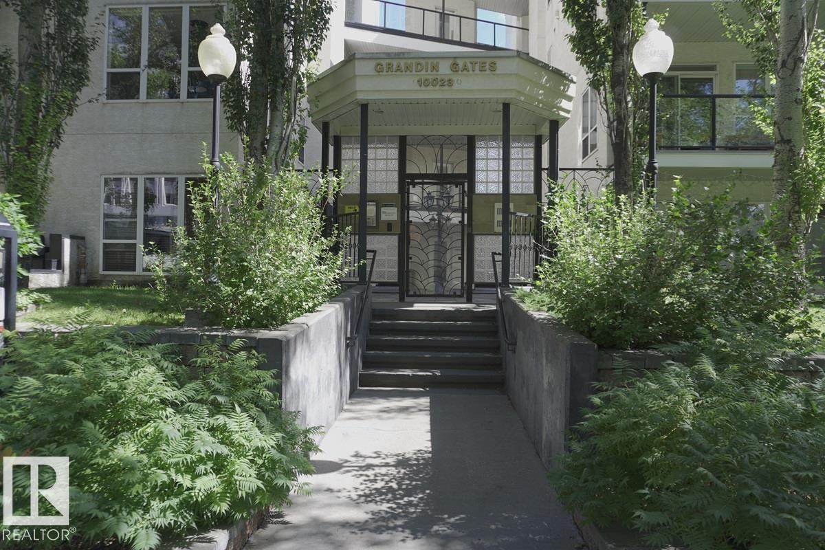 10023 110 Street - Photo 1