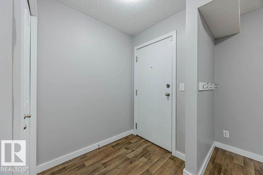 https://bt-photos.global.ssl.fastly.net/alberta/orig_boomver_1_E4476504-2.jpg